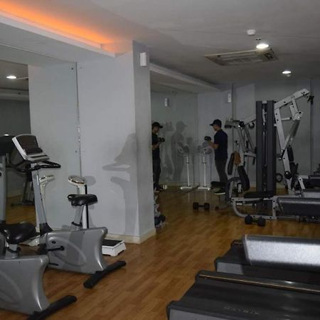 Apartemen Bassura City By Globy Property Jakarta Exteriör bild