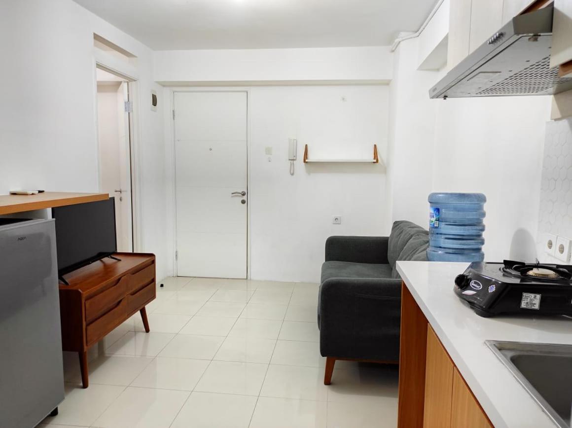 Apartemen Bassura City By Globy Property Jakarta Exteriör bild