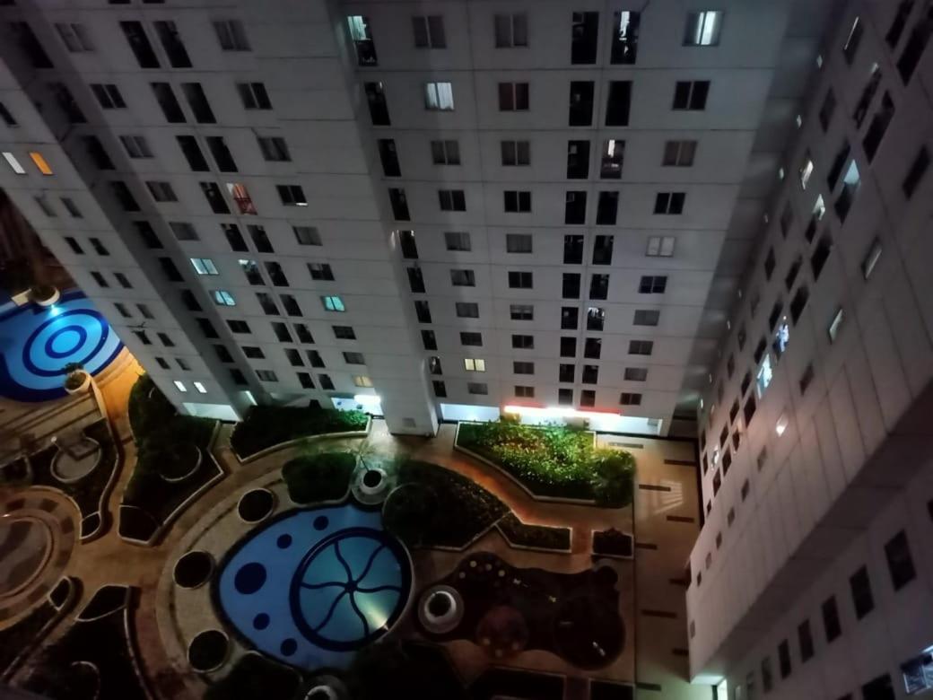 Apartemen Bassura City By Globy Property Jakarta Exteriör bild