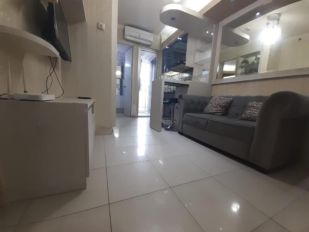 Apartemen Bassura City By Globy Property Jakarta Exteriör bild