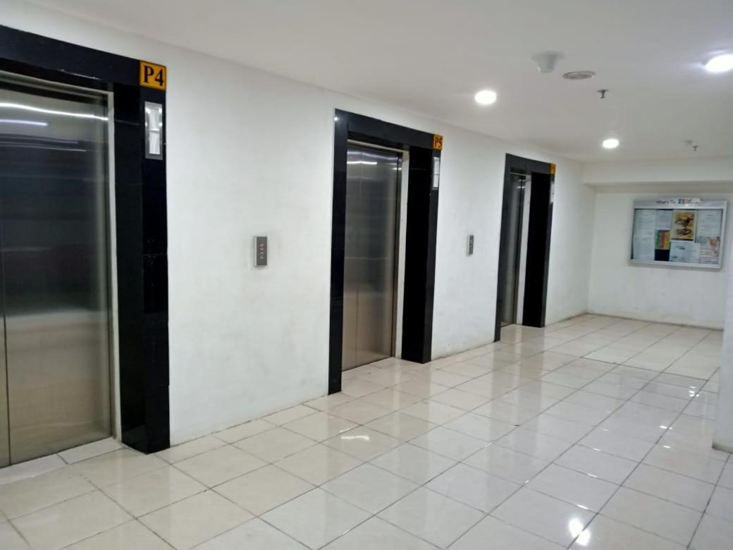 Apartemen Bassura City By Globy Property Jakarta Exteriör bild
